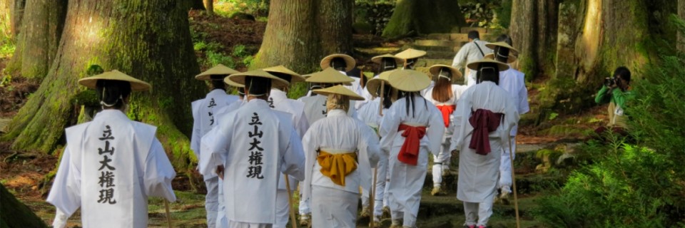 立山登拝衣装着付け体験と立山信仰の里「芦峅寺」を巡る旅